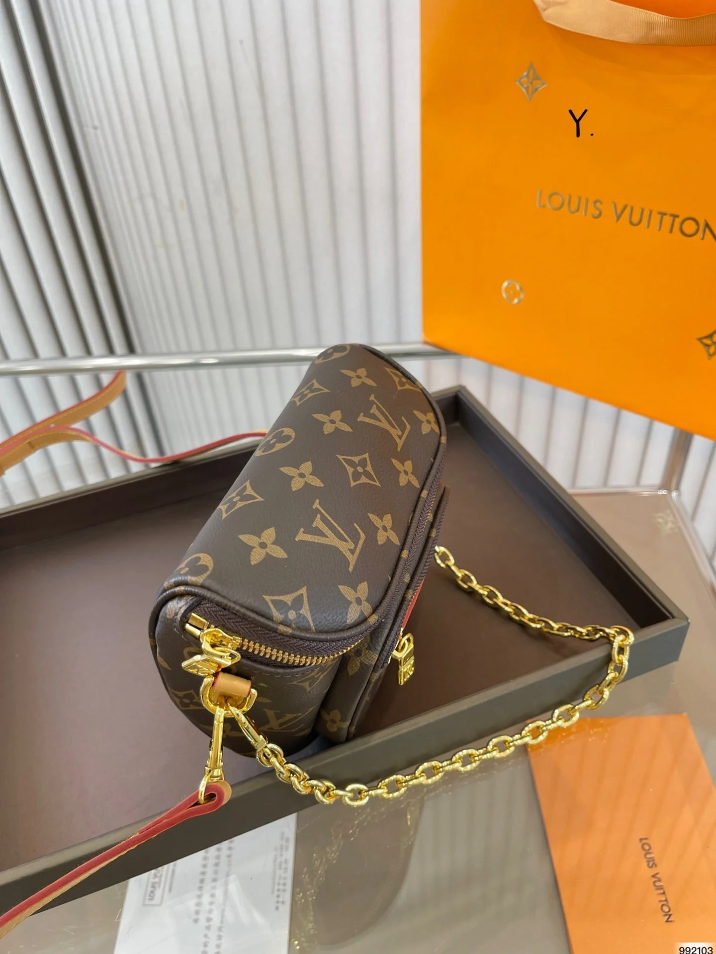 Fashionable and high-end Fashion New Bag