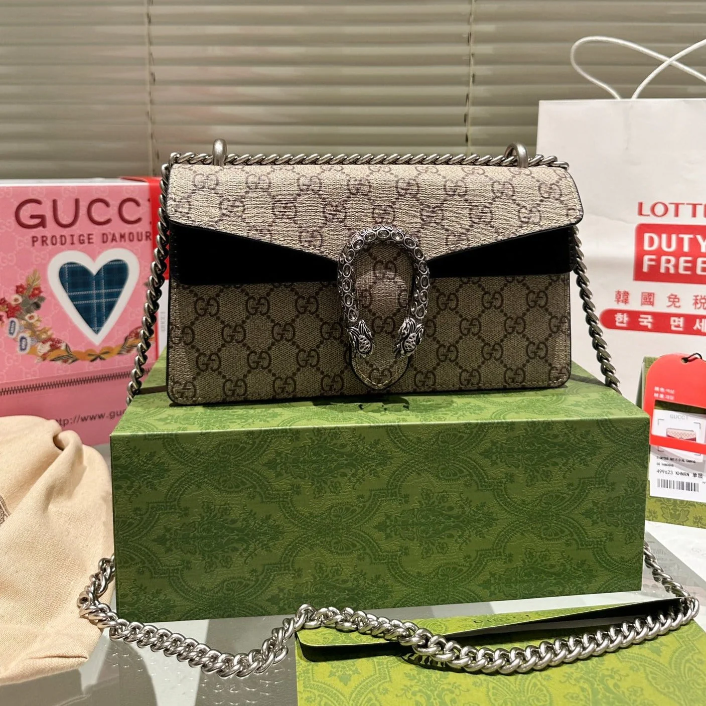 Classic Wine God Bag