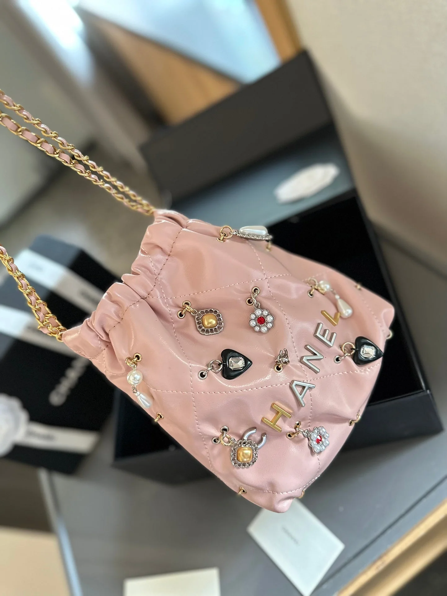 Baroque small pendant mini garbage bag