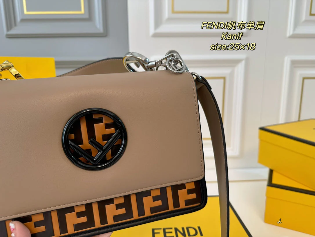 New versatile canvas shoulder bag💕