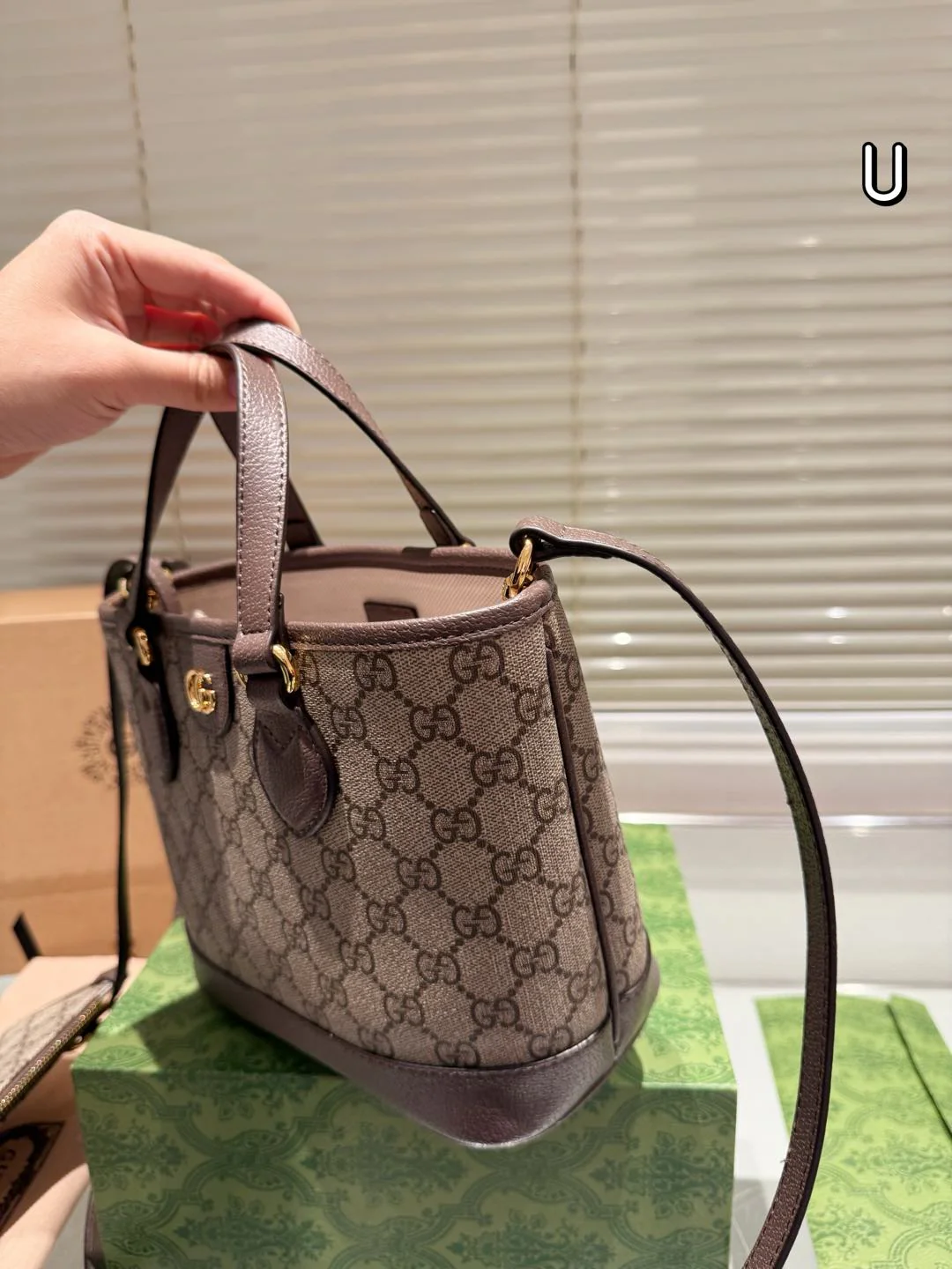 Fashionable large capacity travel bag 21*11*18cm