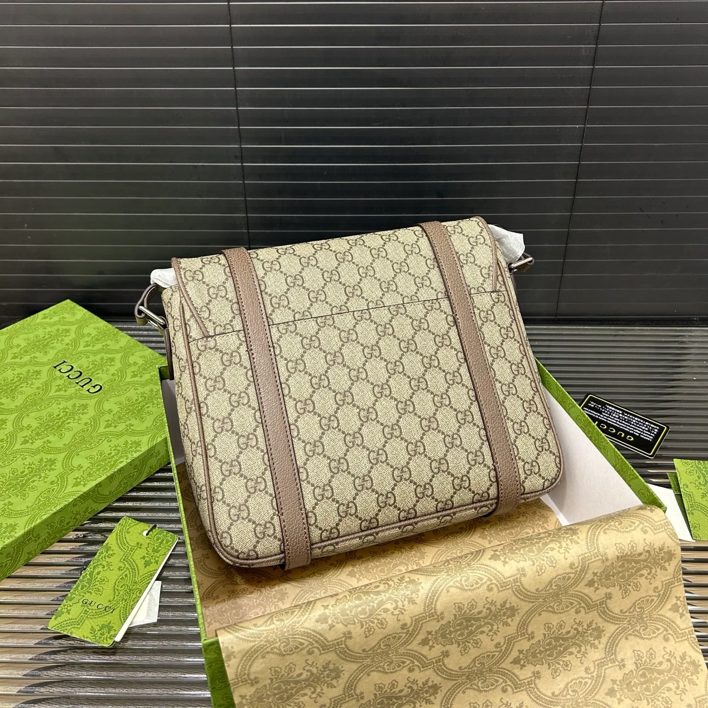 New casual flap shoulder bag 23 x 28 cm