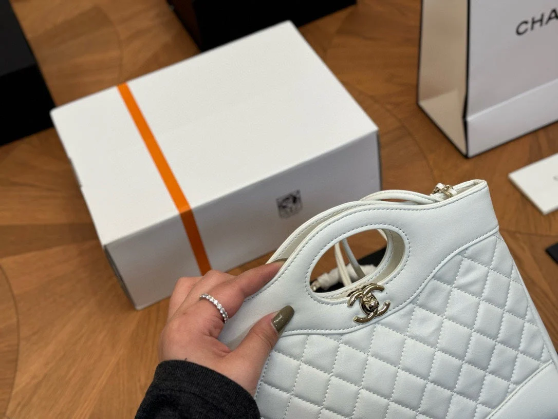 The new 31 fashion handbag