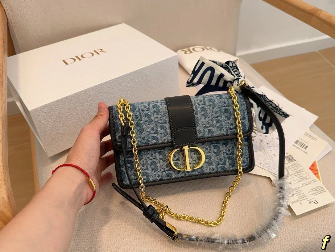 New denim Montaigne bag chain bag