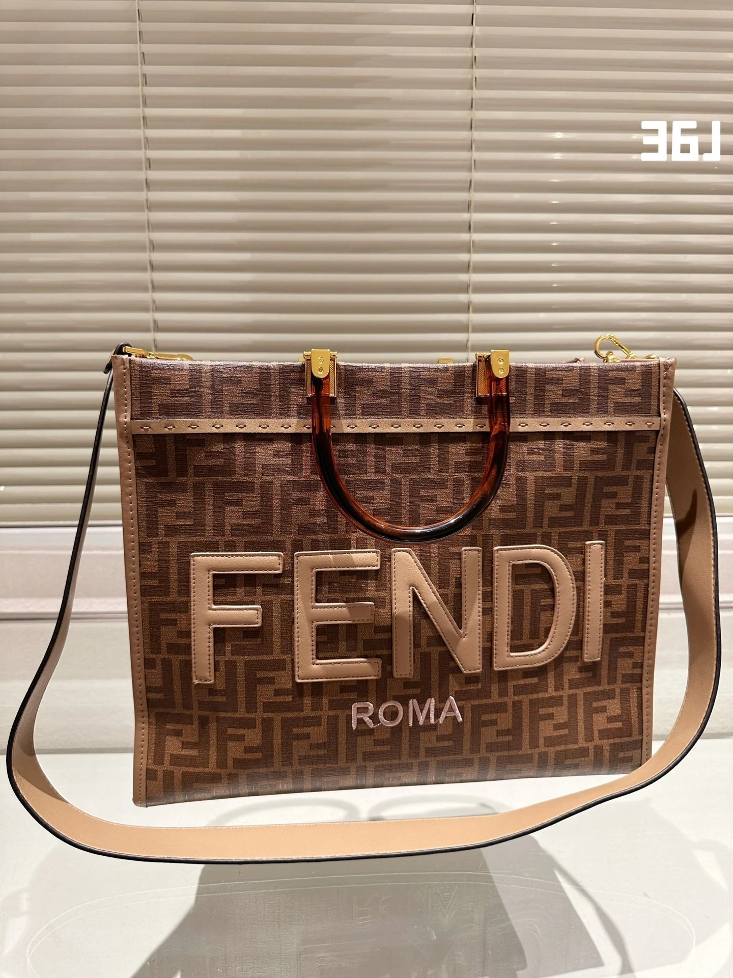 Cool fashion handbag