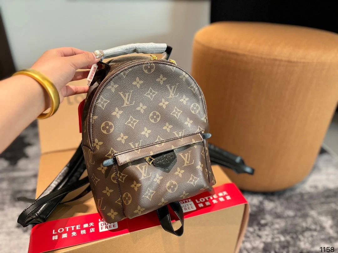 New elegant and fashionable backpack