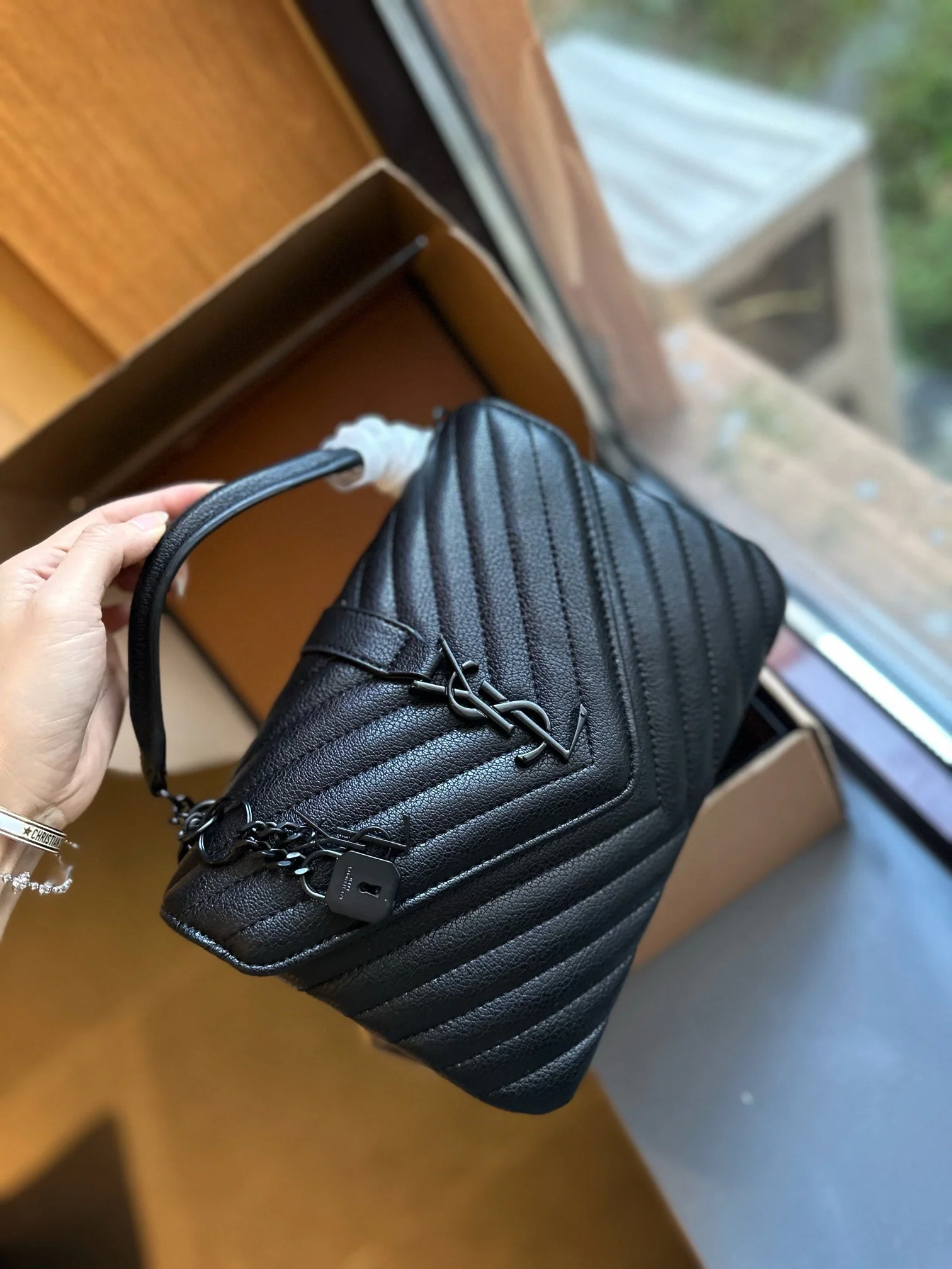 Classic Stylish Messenger Bag