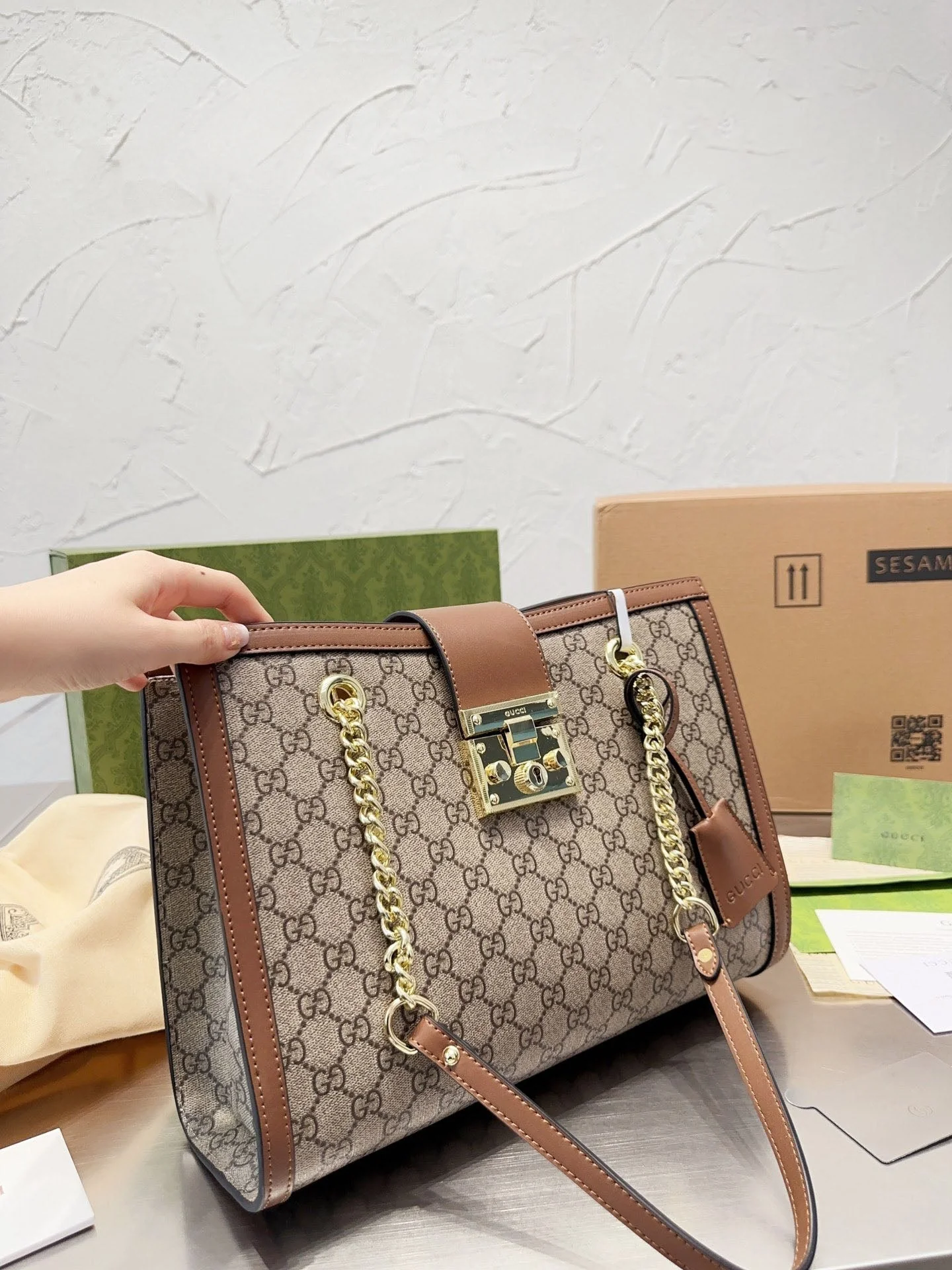 Original cowhide classic large handbag