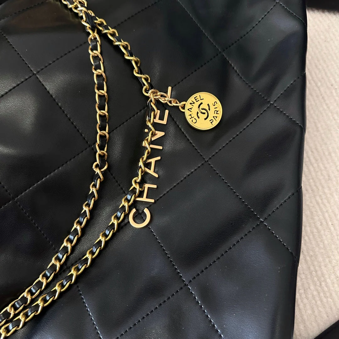 Fashion classic all-match tote bag