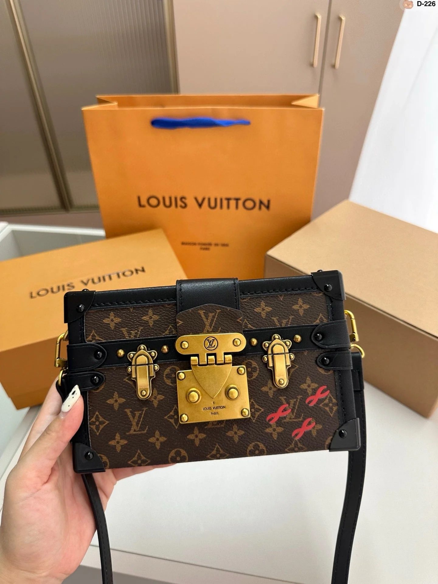 Hard case folding airplane box size 19*5*12cm