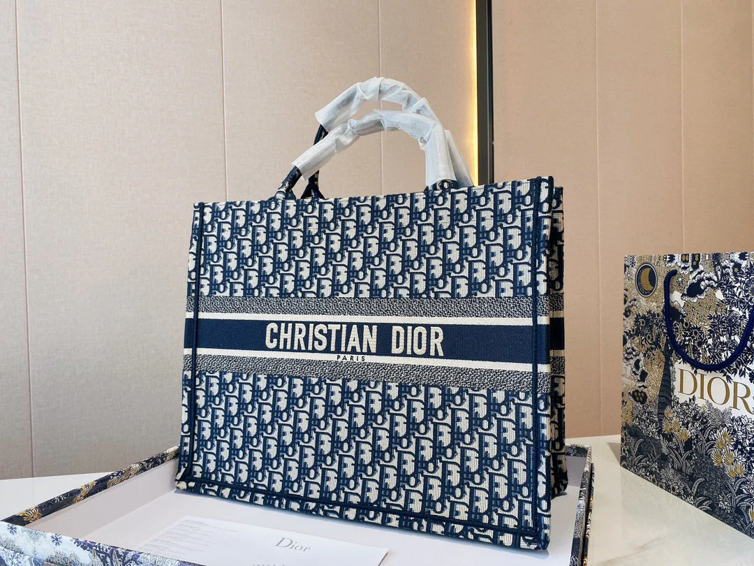 Large Capacity Beach Bag