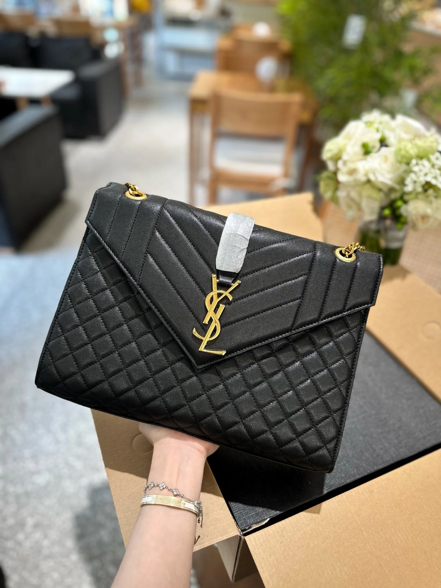 New Classic Messenger Bag