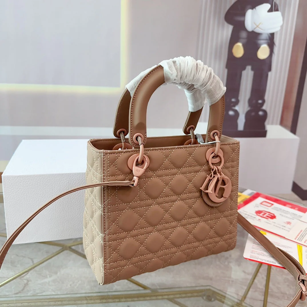 Classic diamond embroidery frosted Princess Diana bag