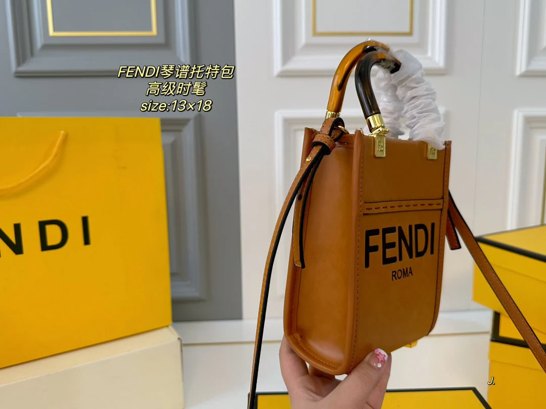 Mini sheet music tote bag💕