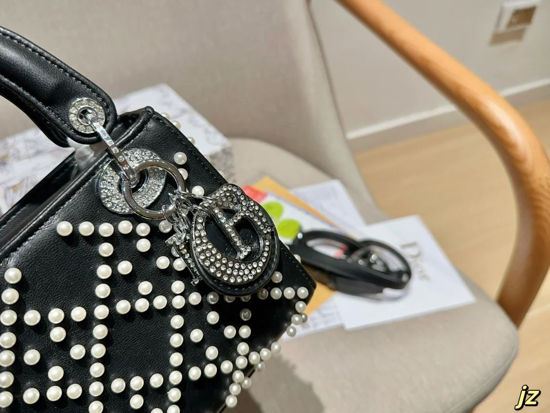 Fashion Pearl Rhinestone Mini Handbag