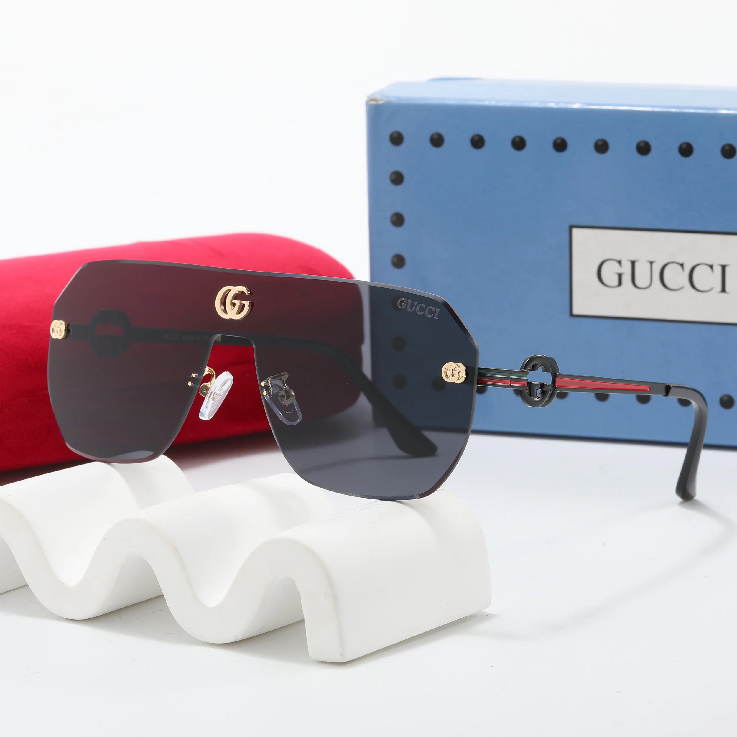 One-piece frameless sunglasses