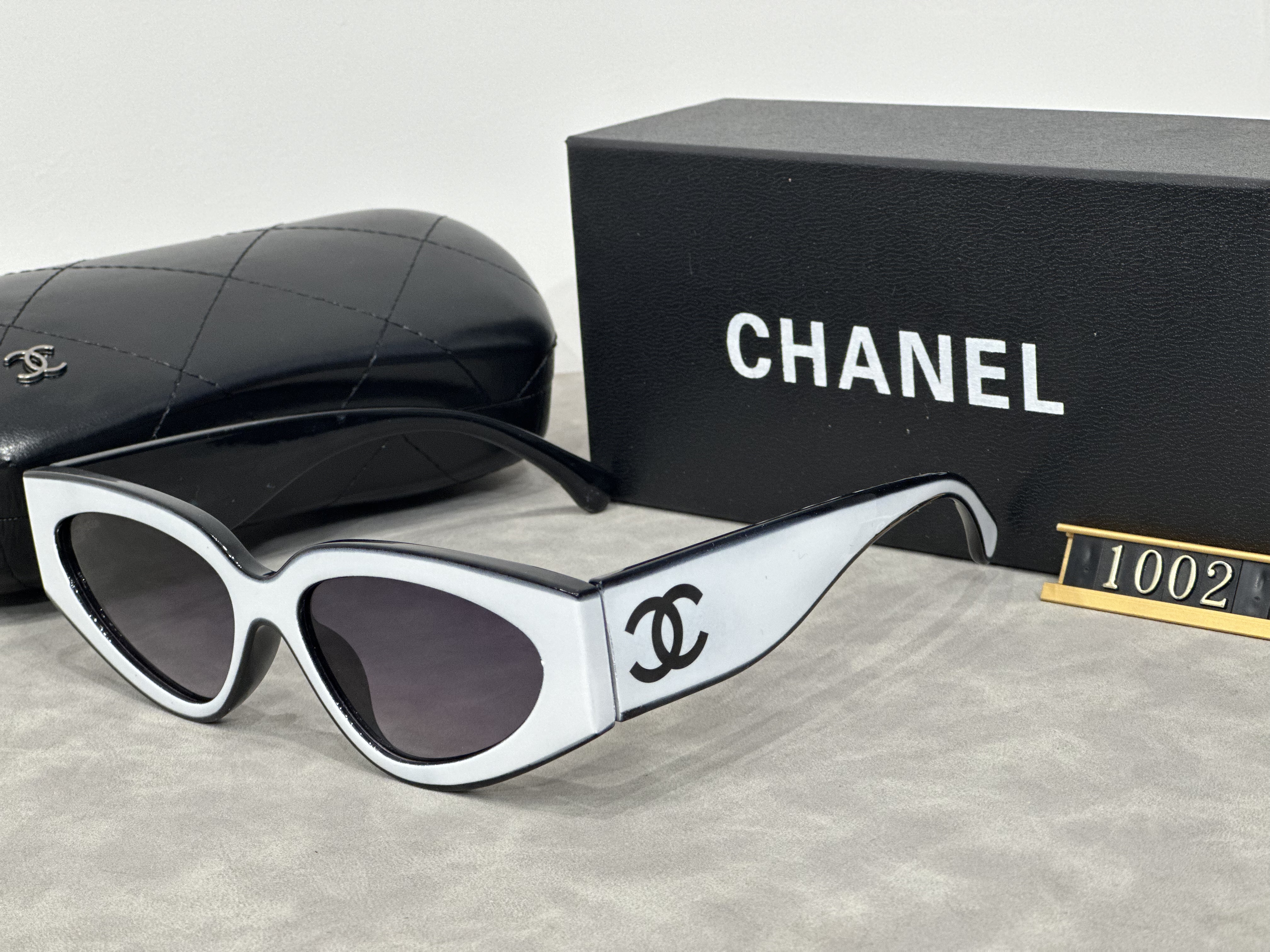 Colorblock cat-eye sunglasses