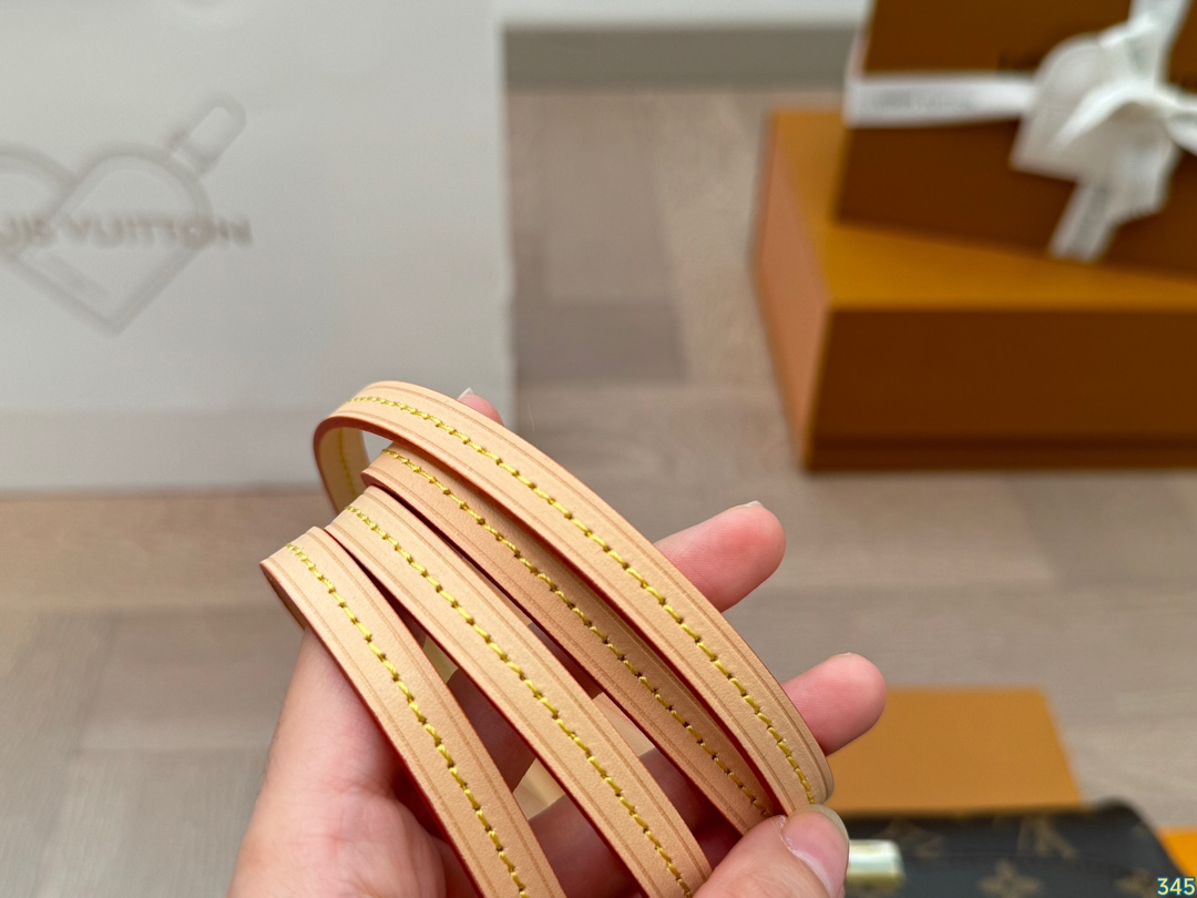 New color changing leather underarm bag