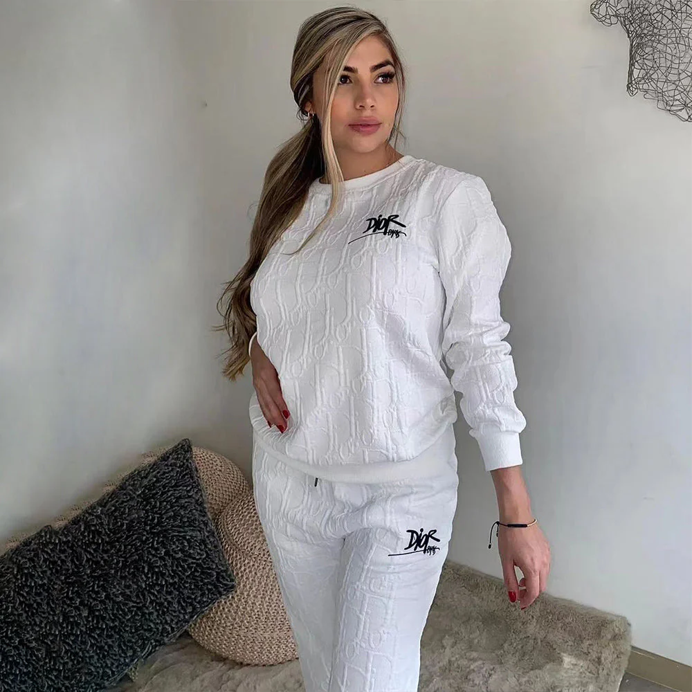 Autumn and winter embossed embroidery two-piece suit