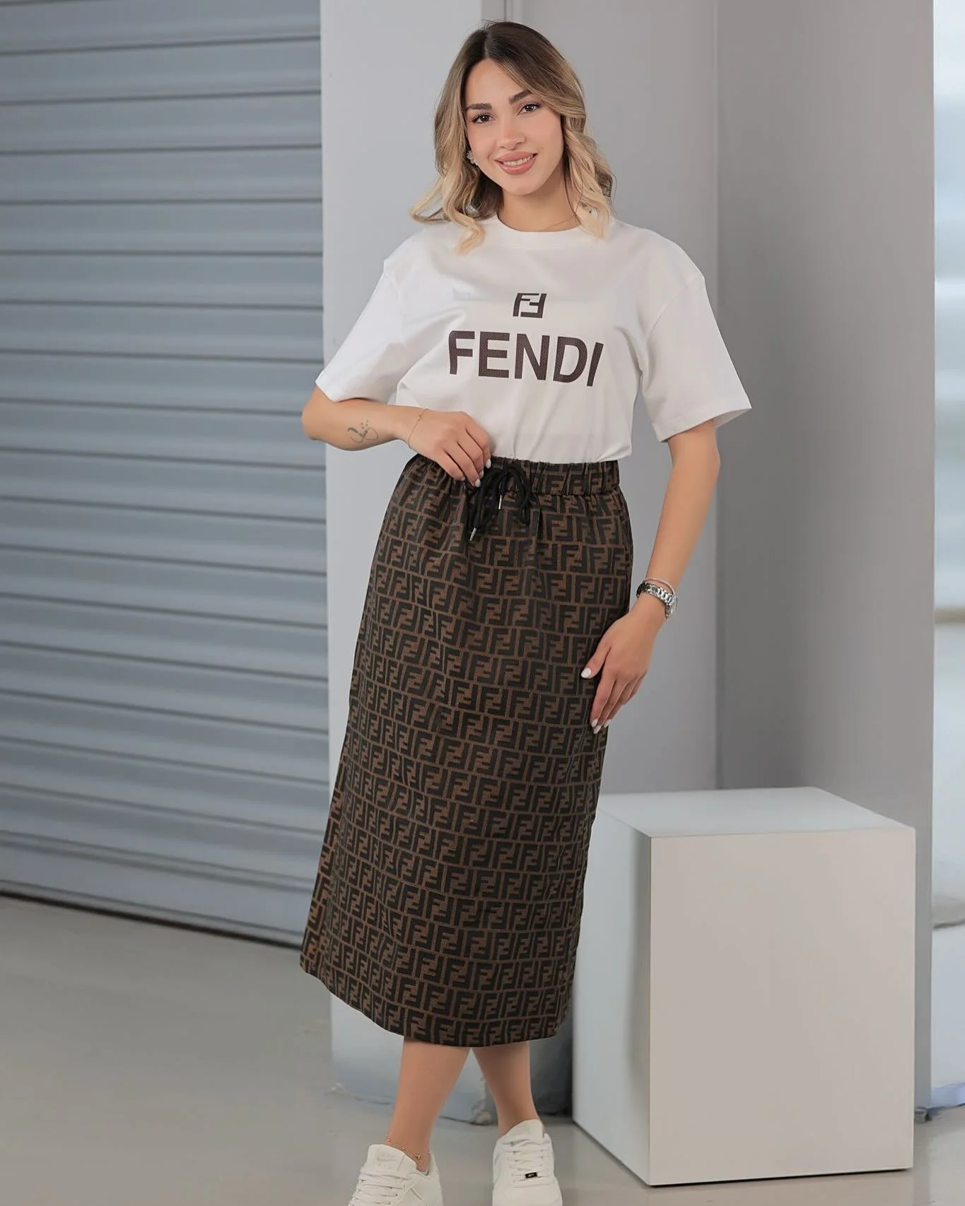 Casual short-sleeved slim fit cool silk midi skirt suit