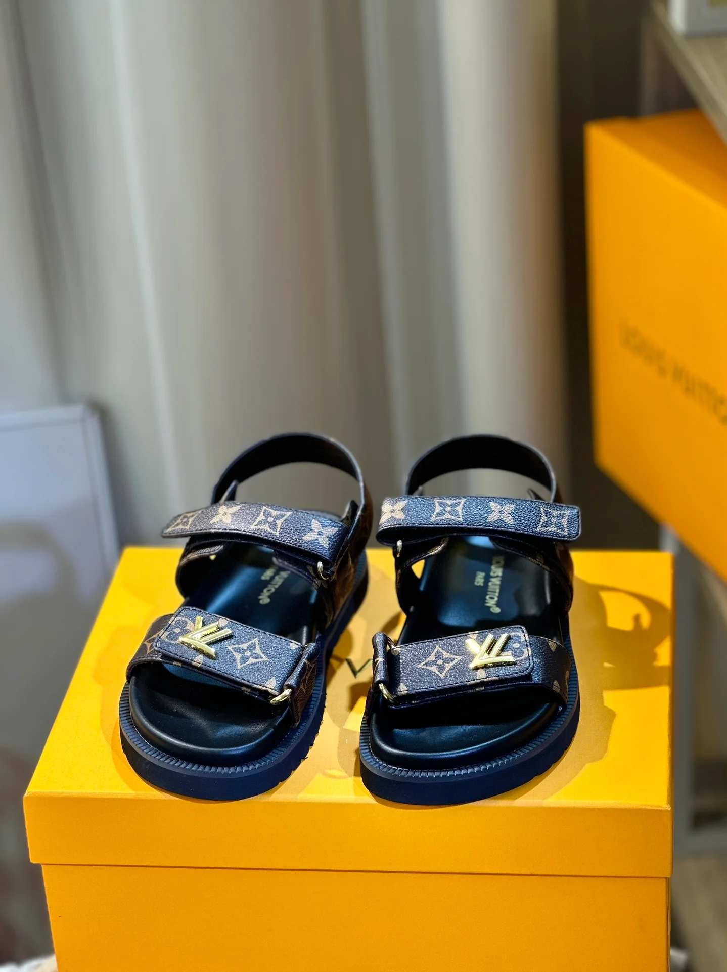 Fashion casual half slippers