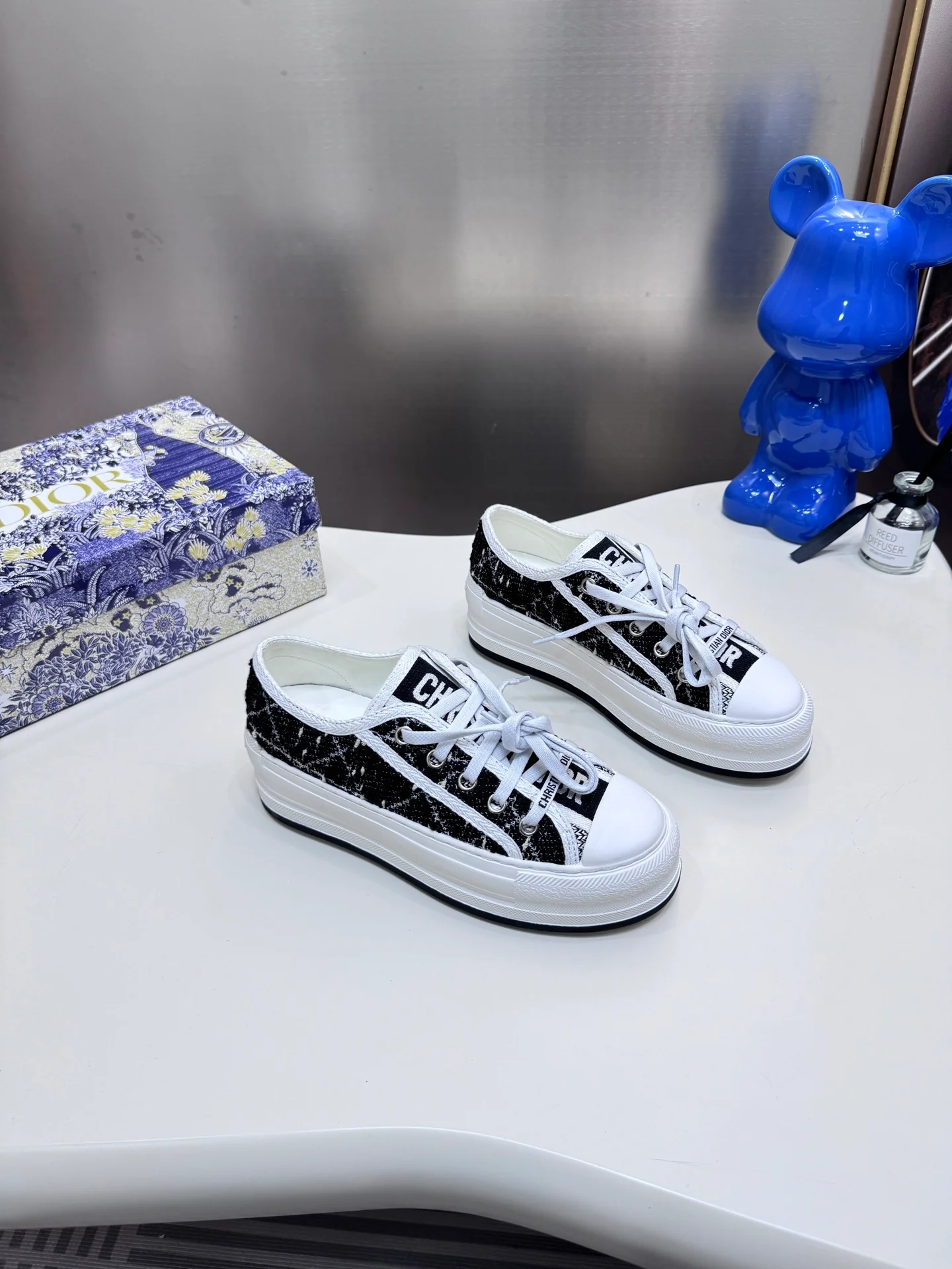 Perforated knitted thick-soled sneakers Height 4.5cm