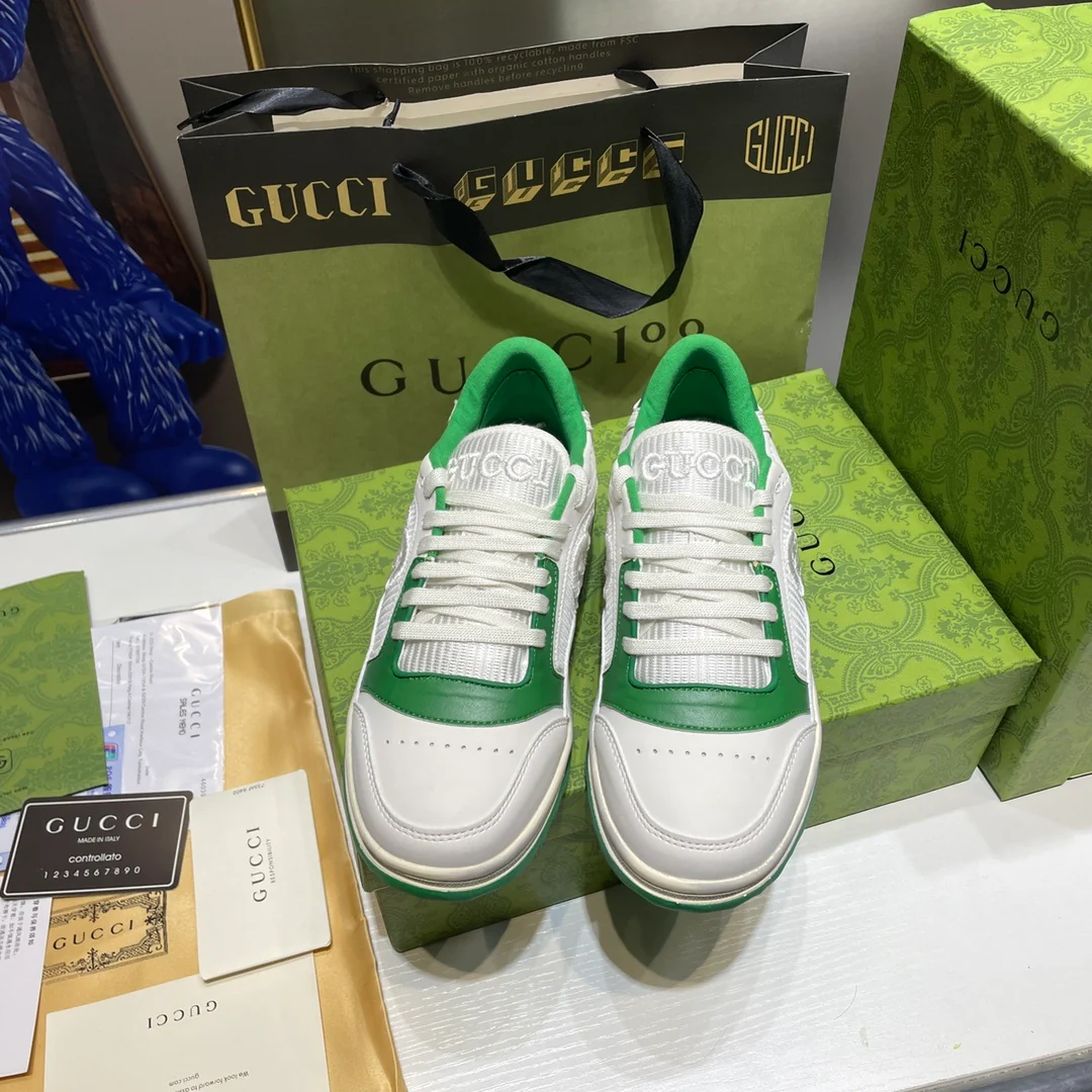 Early spring casual sports shoes