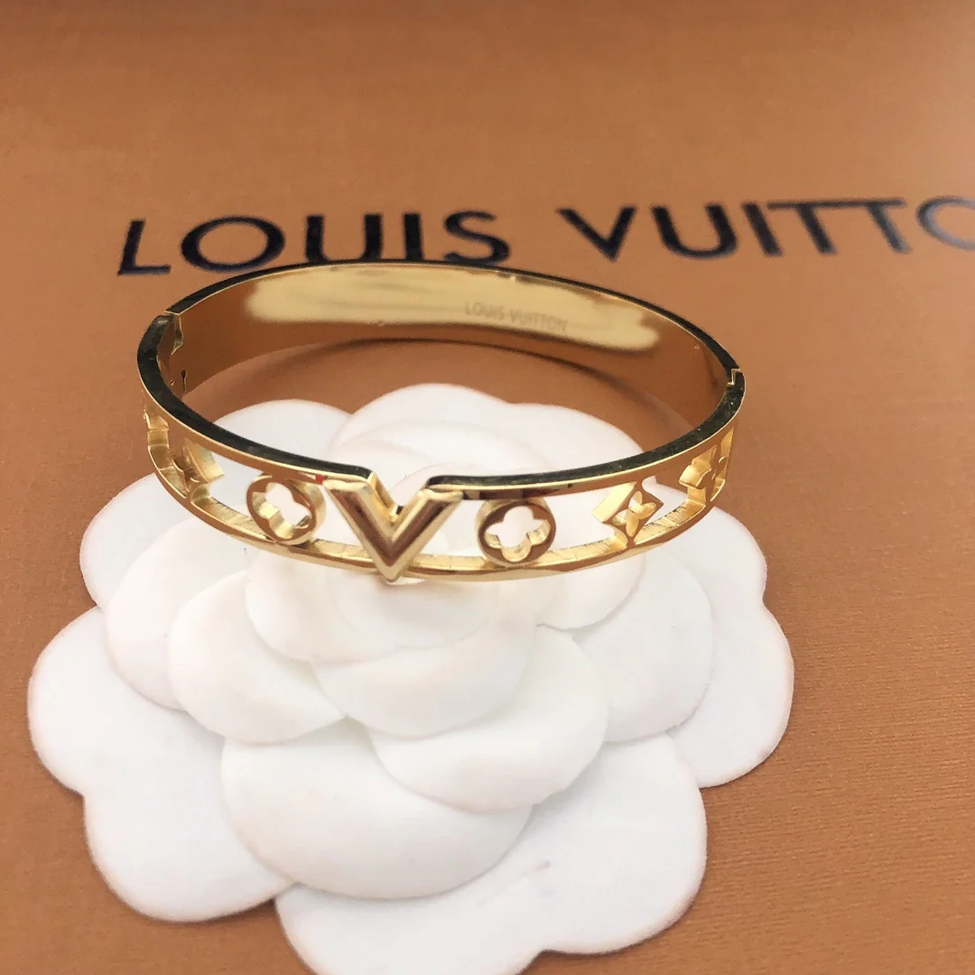 v titanium steel bracelet 001