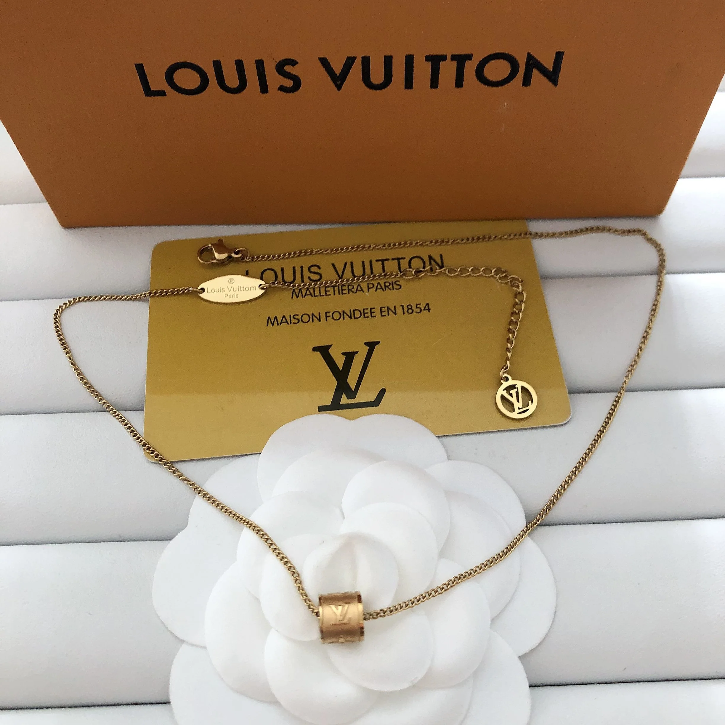 v titanium steel necklace 003