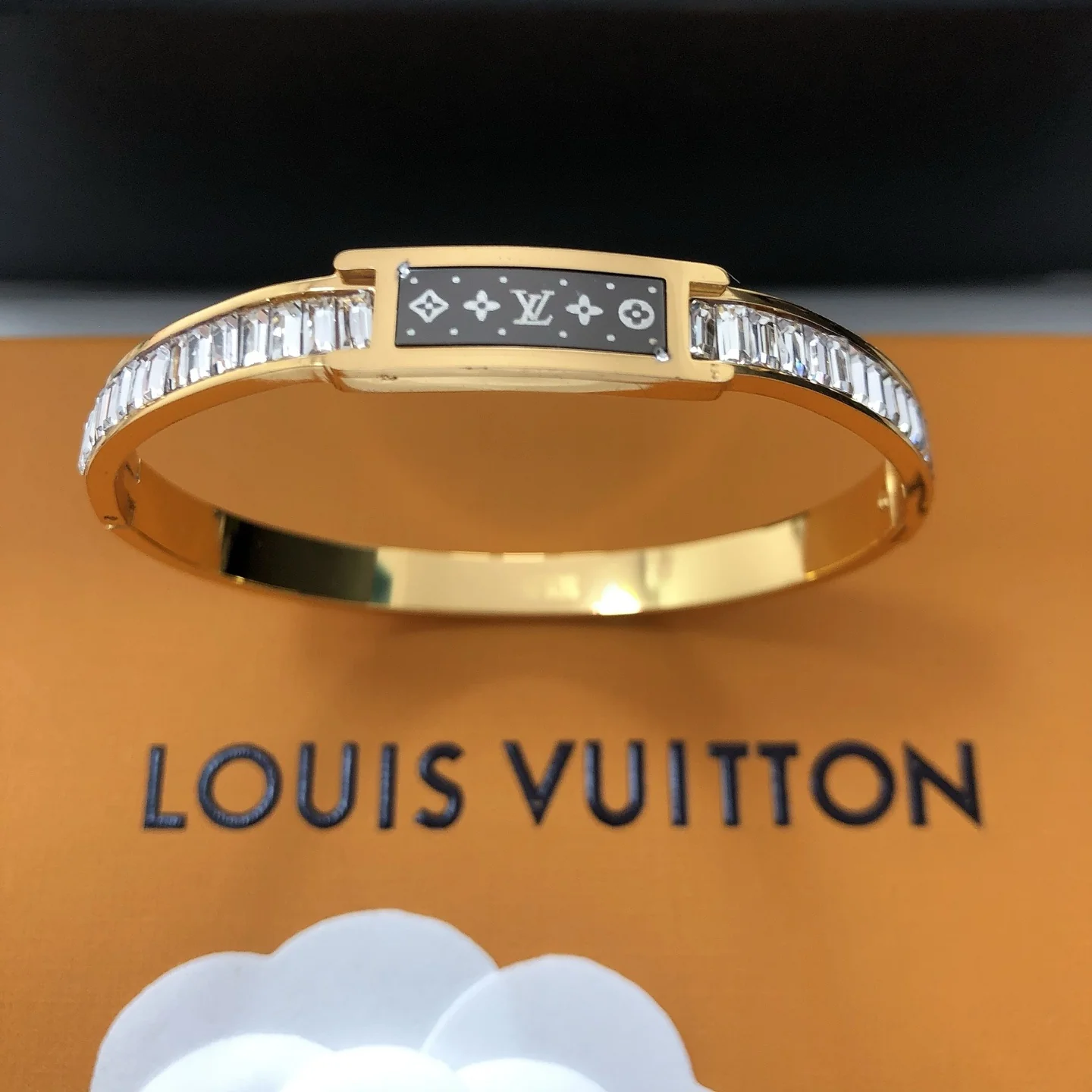 v titanium steel bracelet 003