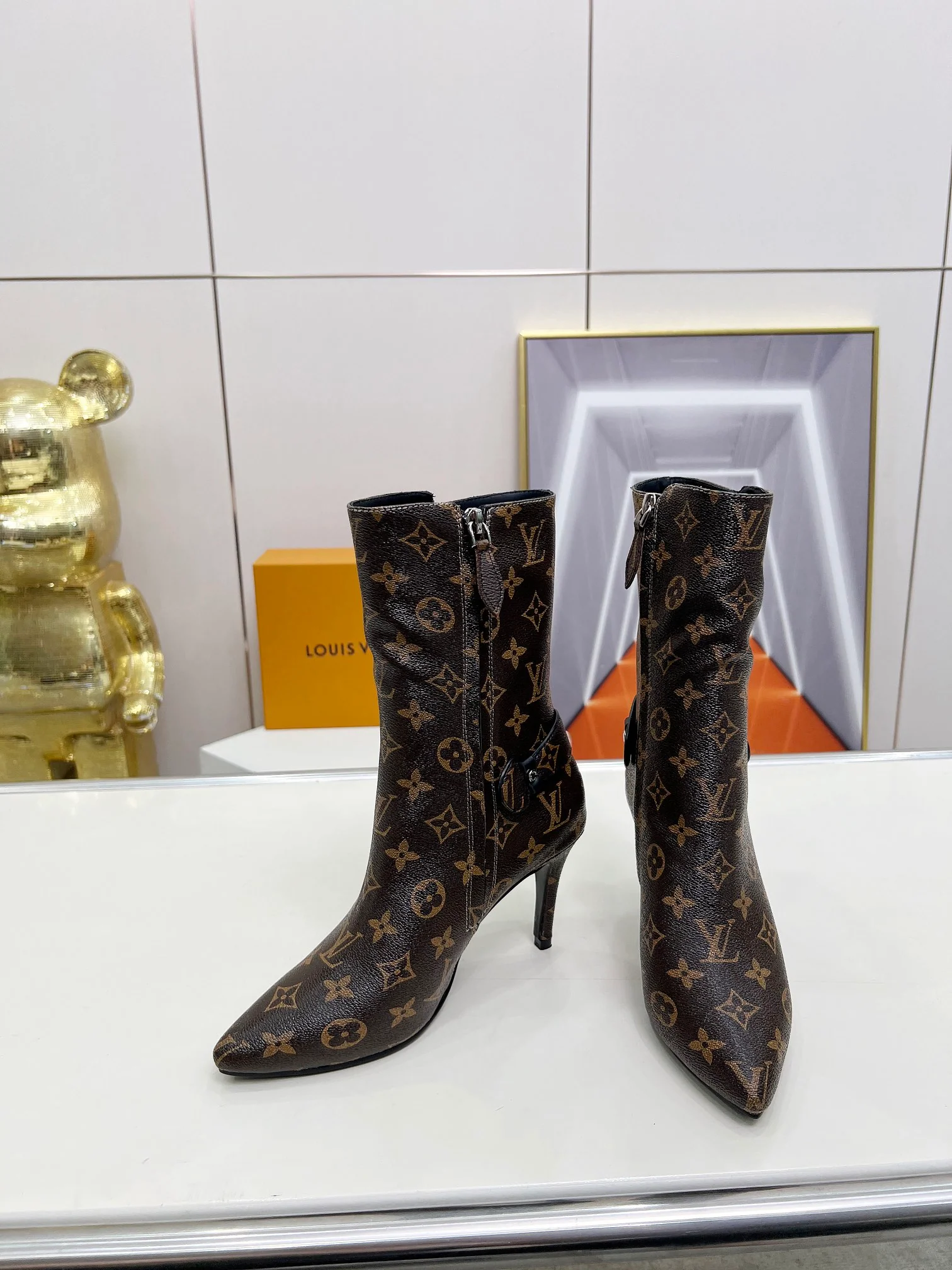 Classic ankle boots, heel height 8.5CM