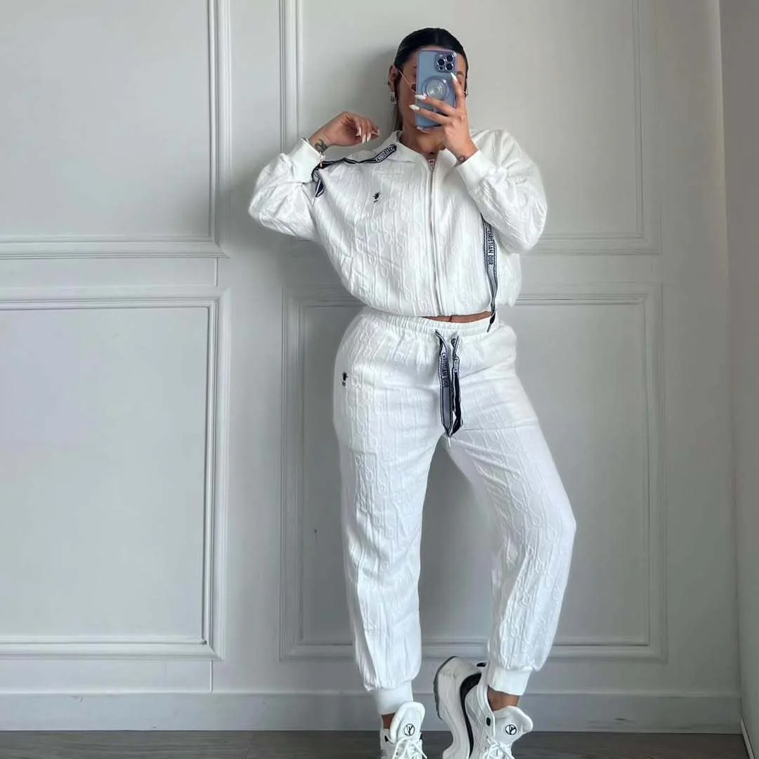 Embossed pocket zipper hooded suit