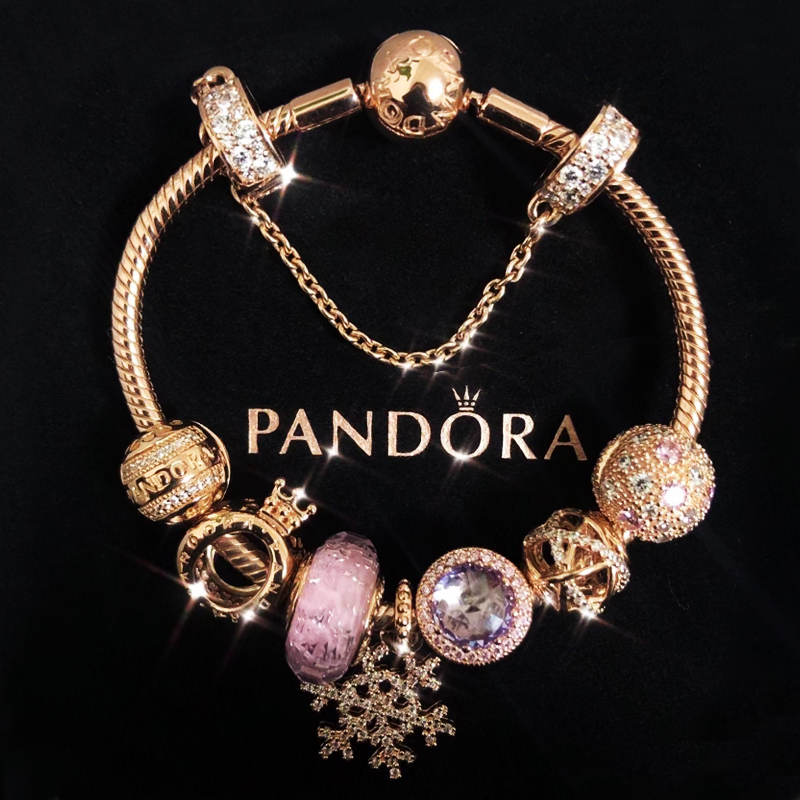 Gold Gemstone Bracelet Set ( Nine-piece set )