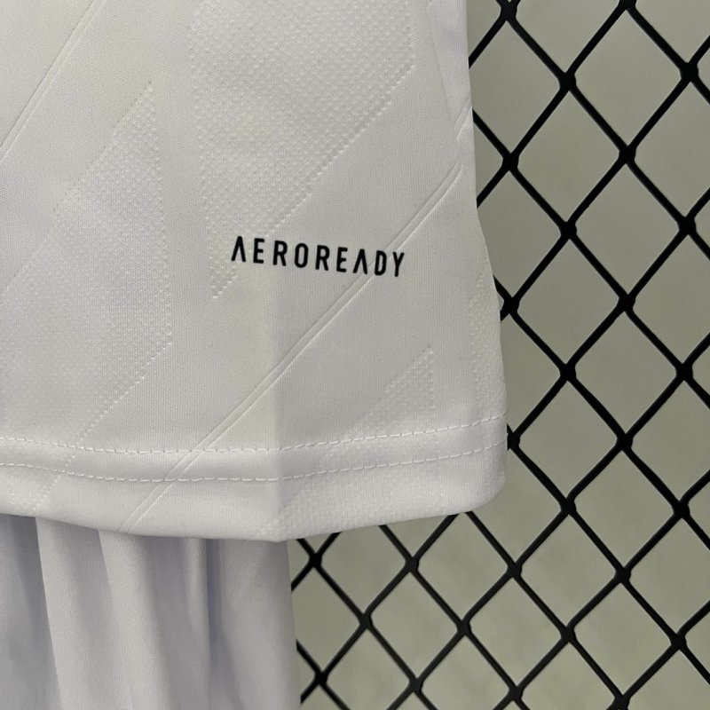 2017/2018 Retro Real Madrid Home Football Shirt Kids Size