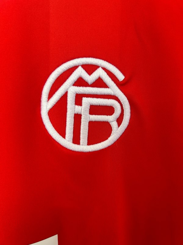 2025/2026 Bayern Goalkeeper Football Shirt (Fan Edition)