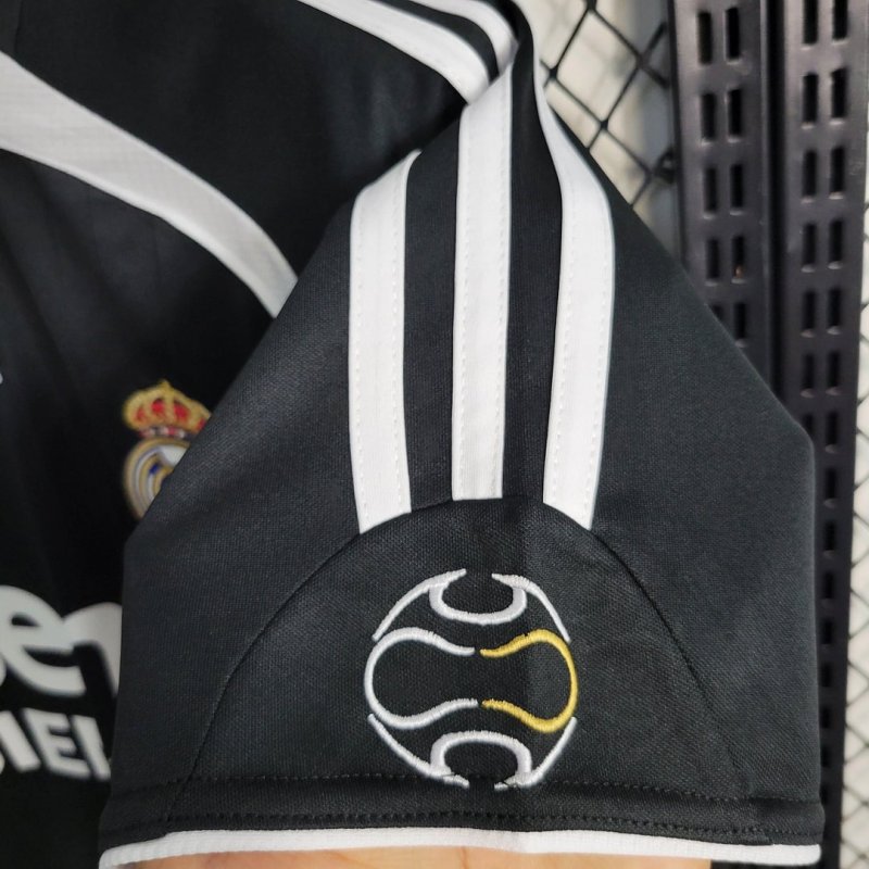 2006/2007 Retro Real Madrid Away Football Shirt