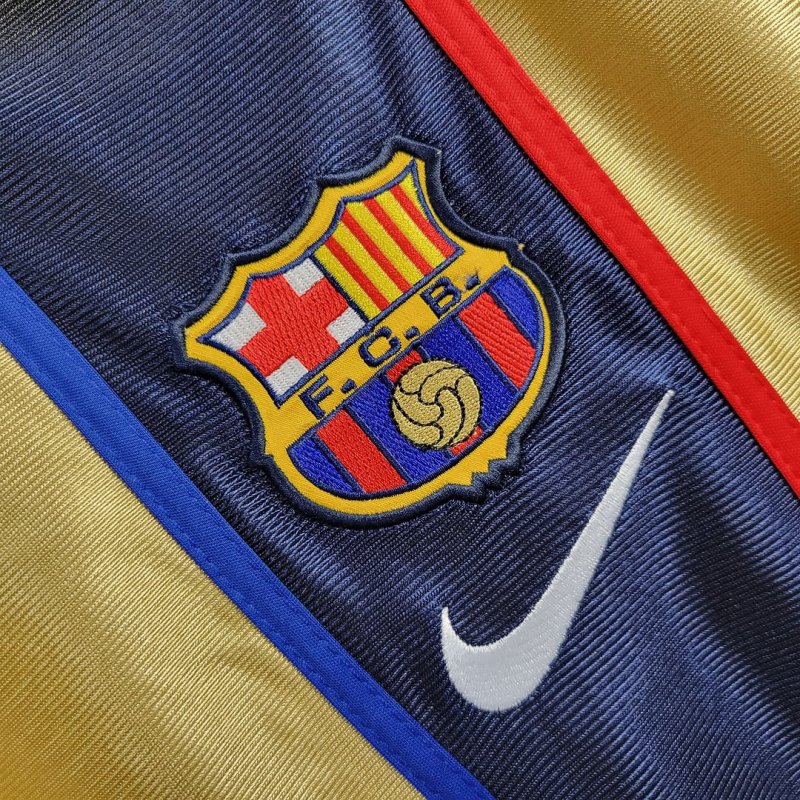 2001/2002 Retro Barcelona Away Football Shirt