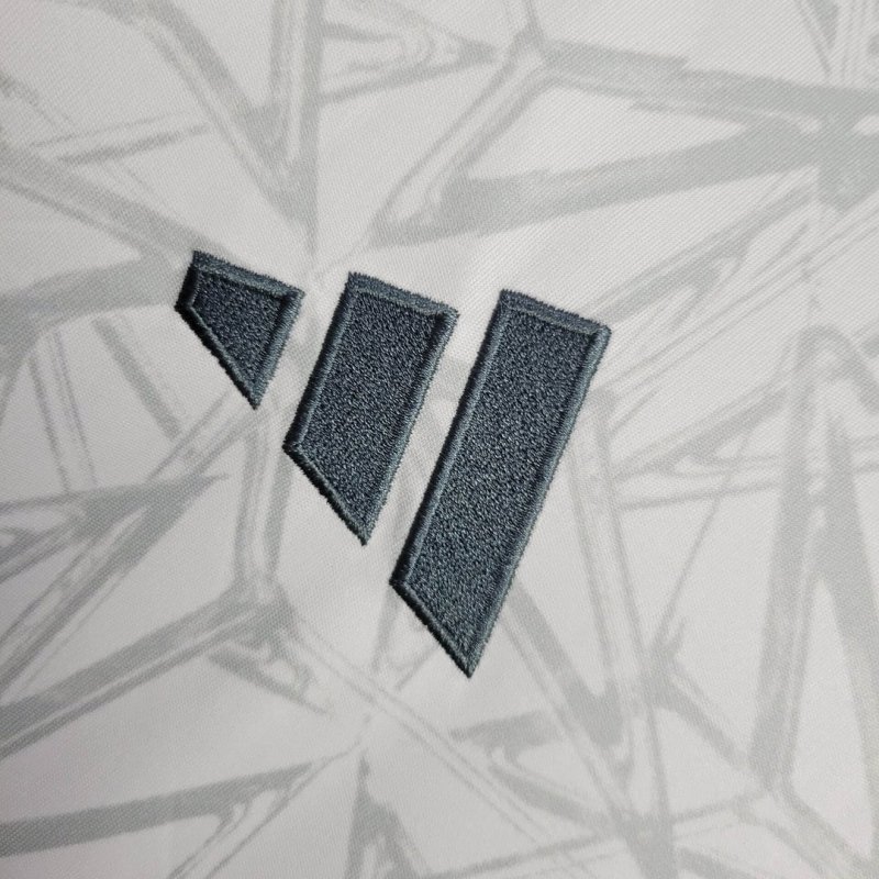 2024/2025 Real Madrid Training Wear Football Shirt