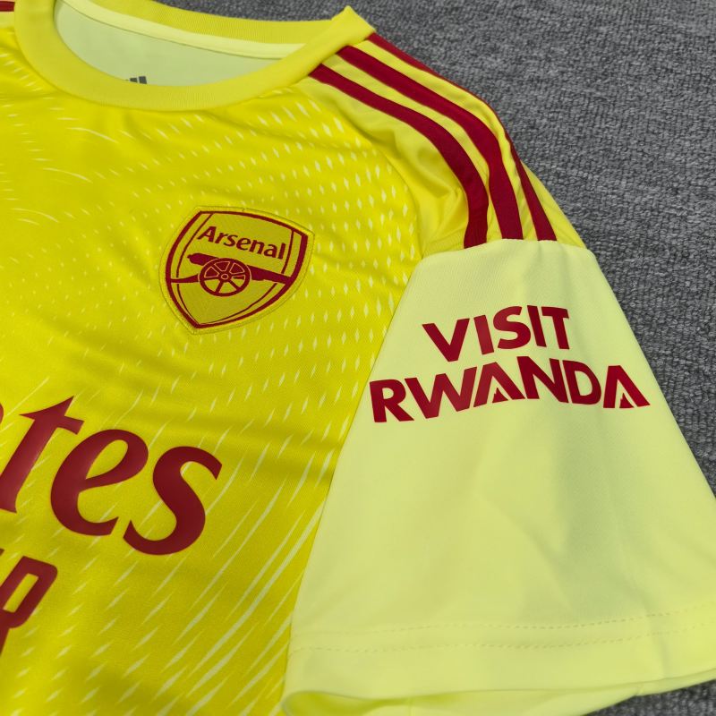 2025/26 Arsenal Goalkeeper Yellow Football Shirt