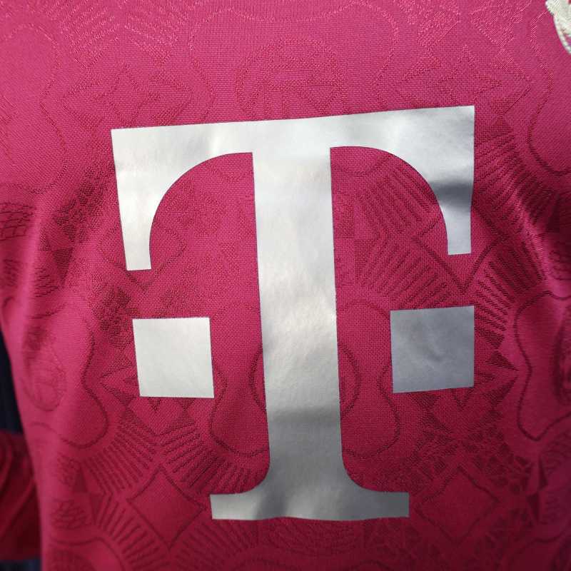 2025/2026 FC Bayern Long sleeve125th Anniversary Football Shirt