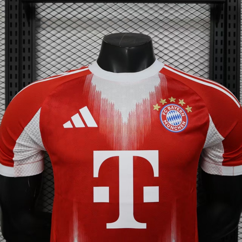 2025/2026 Bayern Home Football Shirt
