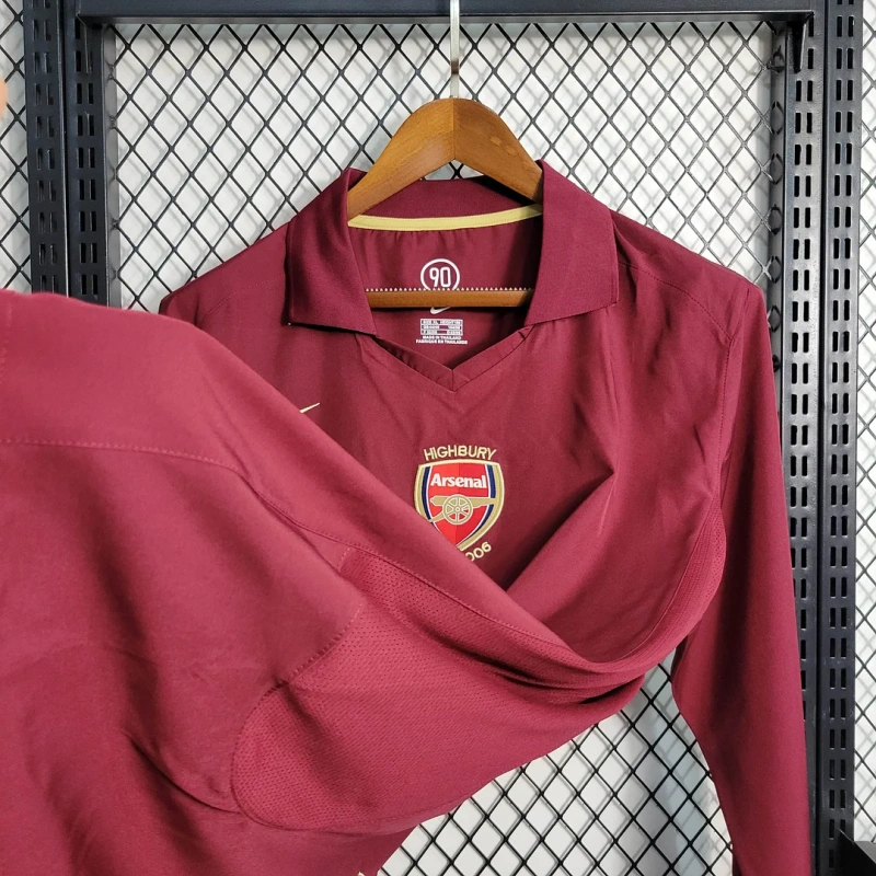 2005/2006 Retro Long-Sleeve Arsenal Home Football Shirt