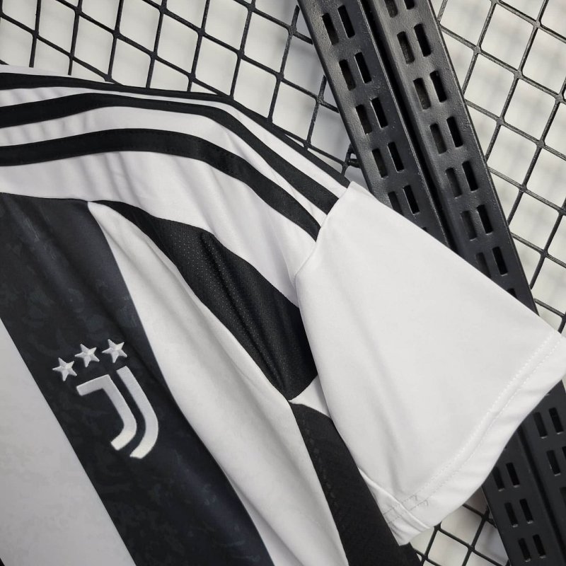 2024/2025 Juventus Home Football Shirt