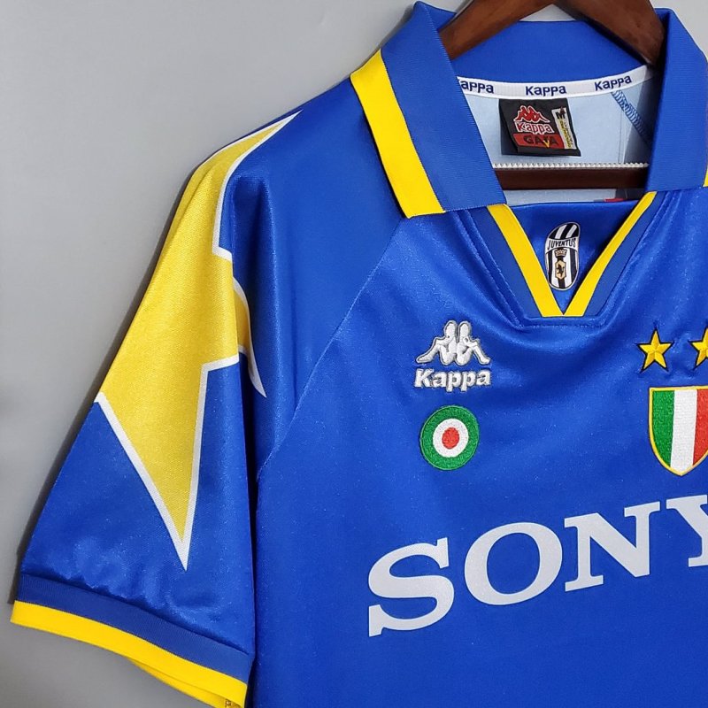 1995/1996 Retro Juventus Away Football Shirt
