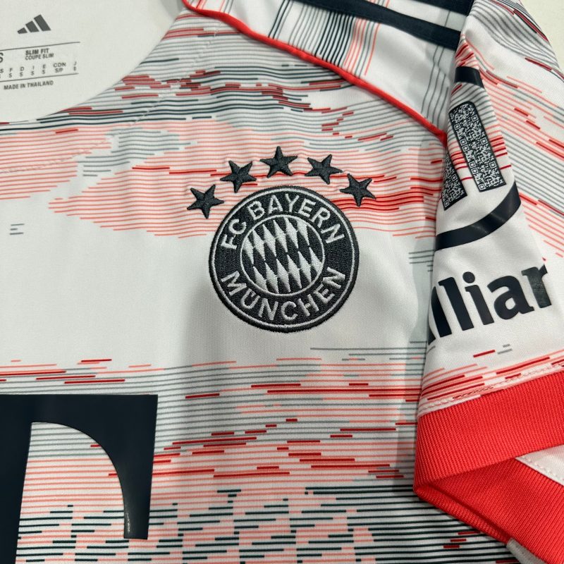 2025/2026 Bayern Away Football Shirt (Fan Edition)