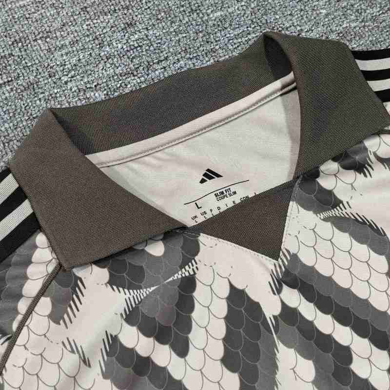 2025/26 Bayern Munich co-branded football jersey