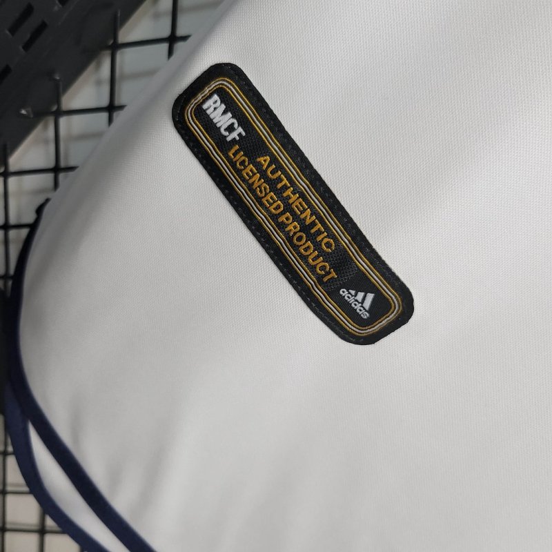1:1 copy top quality 2000/2001 Retro Real Madrid Home Football Shirt