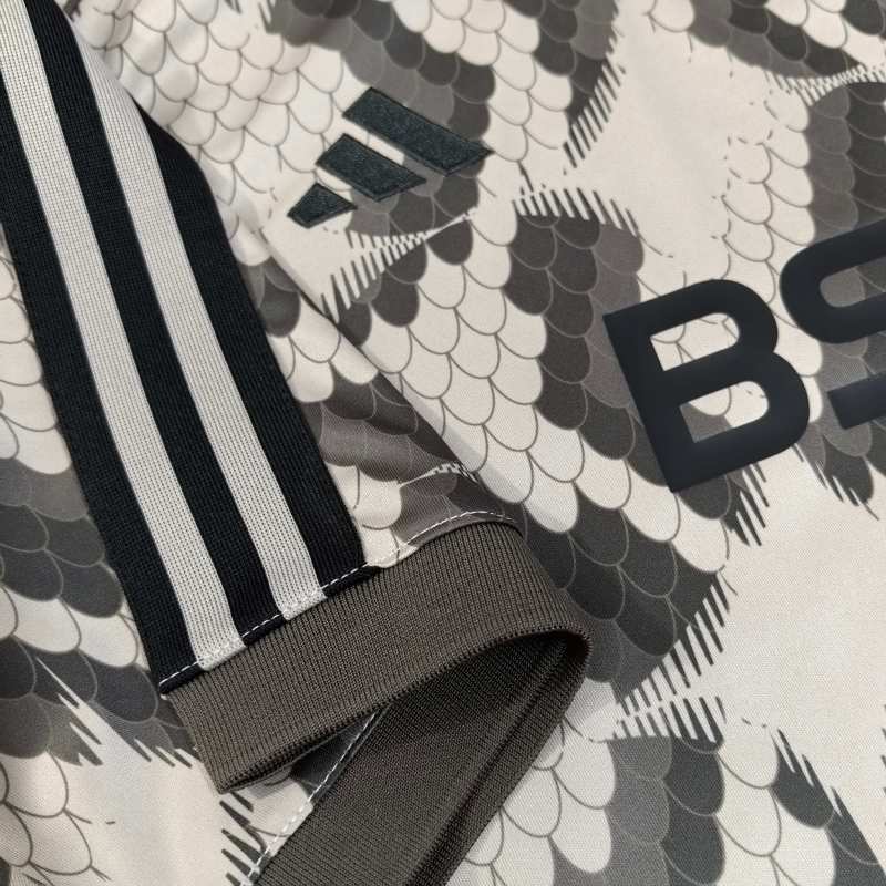 2025/26 Bayern Munich co-branded football jersey