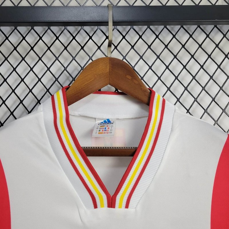 1996 Retro Spain Away Football Shirt