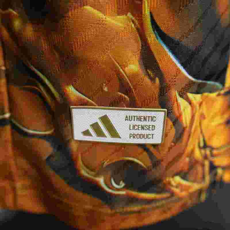 2025/2026 Japan Special Edition Manga Football Shirt